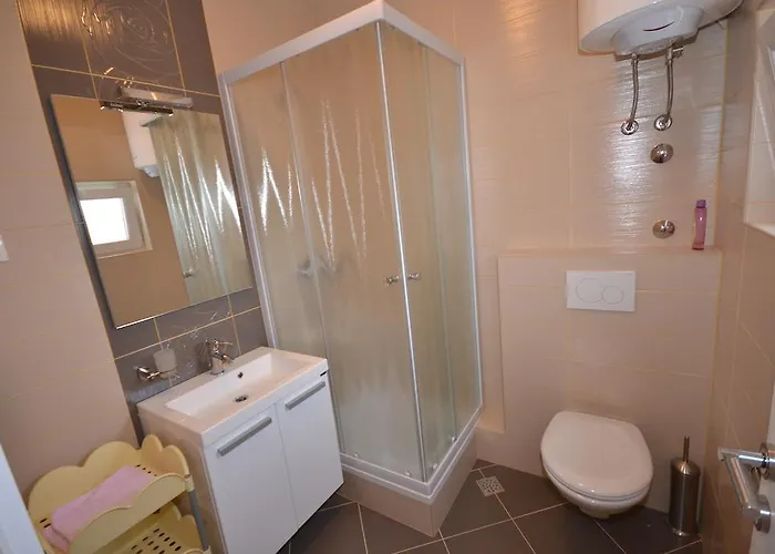 Smokrovic 아파트 *